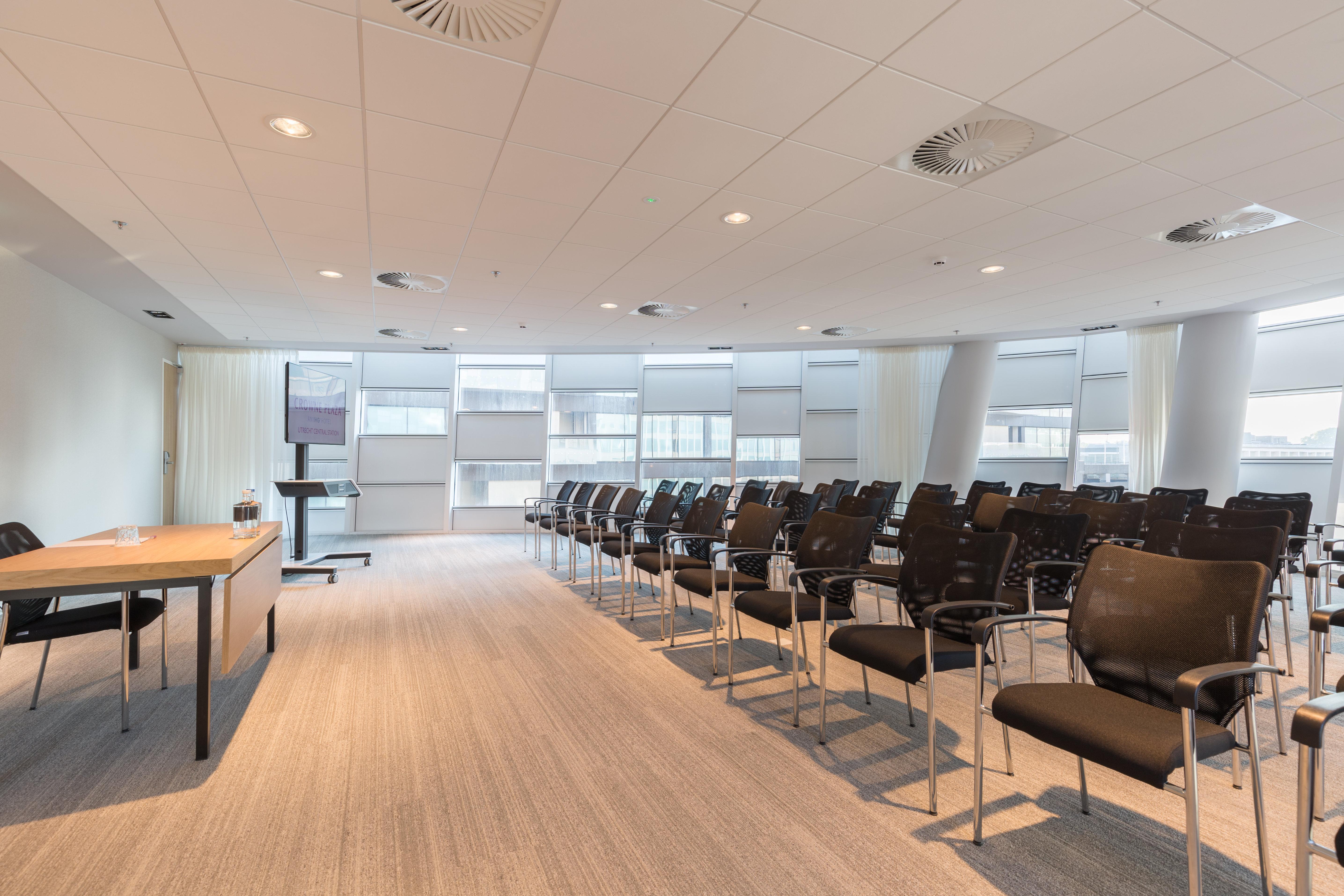 Hotel Crowne Plaza - Station By Ihg 4*