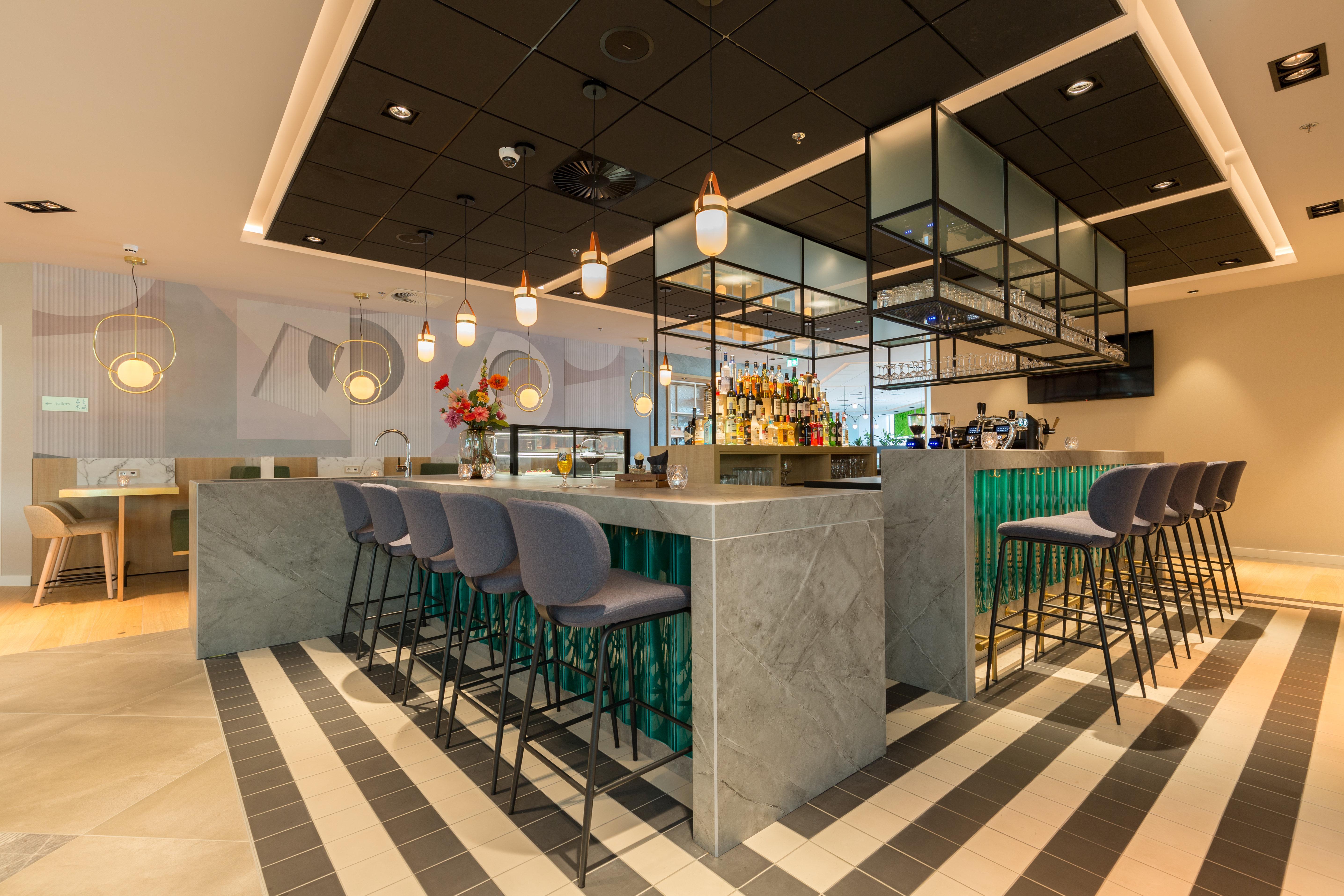 Hotel Crowne Plaza - Station By Ihg 4*